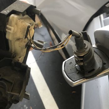 Ariana Auto Body - Body Shops Near Me - Newark, California
