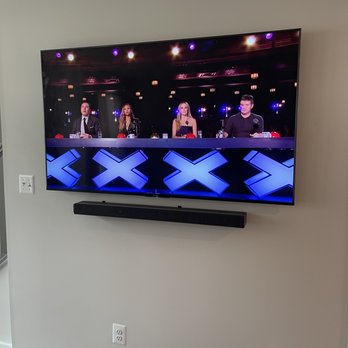 Quor Elite Tech - 65 in wireless install with sound bar - TV Mounting Near Me