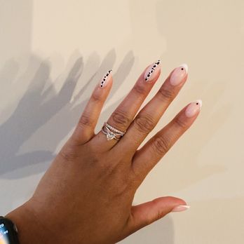 Yolo beauty zone - Nail Salons Near Me - McLean, Virginia
