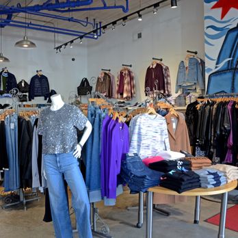 The Denim Lounge - Men's Clothing Near Me - Chicago, Illinois The Denim Lounge - Men's Clothing Near Me - Chicago, Illinois