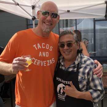 Fieldwork Brewing Co. - Thanks to Tom Tolbert, KNBR Talent and former NBA Star for co-hosting Oktolbert Fest in support of the Berkeley Humane Society! - Breweries Near Me - Berkeley, California Fieldwork Brewing Co. - Thanks to Tom Tolbert, KNBR Talent and former NBA Star for co-hosting Oktolbert Fest in support of the Berkeley Humane Society! - Breweries Near Me - Berkeley, California