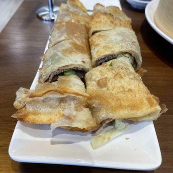 88 Baobao - Beef roll, very tasty and served crispy and piping hot! - Dim Sum Near Me - Frisco, Texas