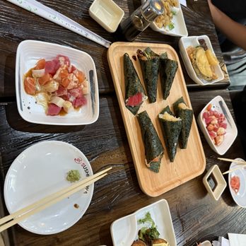 Sushi Nawa - Hand rolls - Sushi Bars Near Me - Chicago, Illinois Sushi Nawa - Hand rolls - Sushi Bars Near Me - Chicago, Illinois