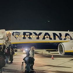 London Luton Airport - London Luton Airport (LTN)_Yelp_Sanju-1