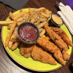 Improv Comedy Club & Dinner Theater - Chicken tenders