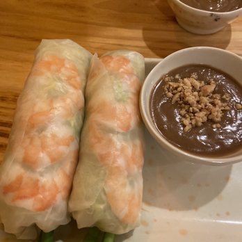 U Bar & Restaurant - 25.GOI CUON (summer roll) - Vietnamese Near Me - Brooklyn, New York U Bar & Restaurant - 25.GOI CUON (summer roll) - Vietnamese Near Me - Brooklyn, New York