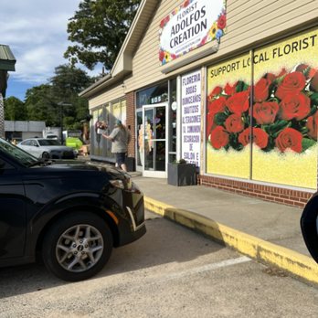 Florist at Adolfos Creation - Florists Near Me - Winston-salem, North Carolina Florist at Adolfos Creation - Florists Near Me - Winston-salem, North Carolina