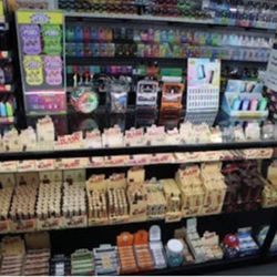 Woody's Tobacco Shop