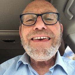 Sere S Myers, DDS PC - Dr Myers and his staff made me smile!