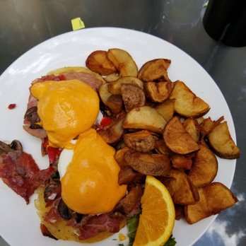 McKay Cottage Restaurant - Italiano Eggs Benedicts - American Near Me - Bend, Oregon McKay Cottage Restaurant - Italiano Eggs Benedicts - American Near Me - Bend, Oregon
