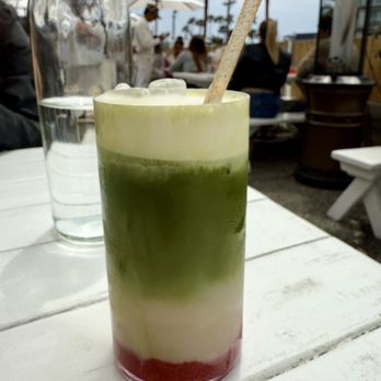 Great White - Strawberry matcha iced latte - comes with oat milk - Cafes Near Me - Los Angeles, California Great White - Strawberry matcha iced latte - comes with oat milk - Cafes Near Me - Los Angeles, California