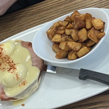 Another Broken Egg Cafe - Eggs Benedict - Breakfast & Brunch Near Me - Panama City Beach, Florida Another Broken Egg Cafe - Eggs Benedict - Breakfast & Brunch Near Me - Panama City Beach, Florida