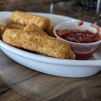 Pizza Factory - Pizza Near Me - Lone Pine, California