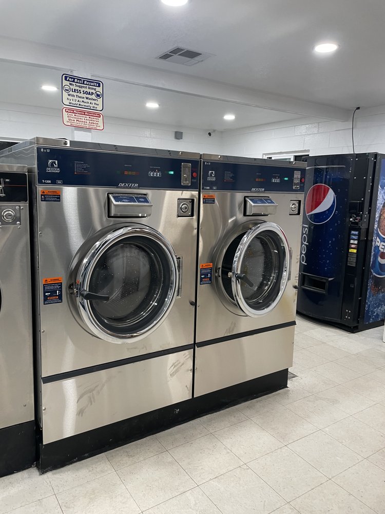 ESCALON LAUNDROMAT 1927 Jackson Ave, Escalon, California Laundromat