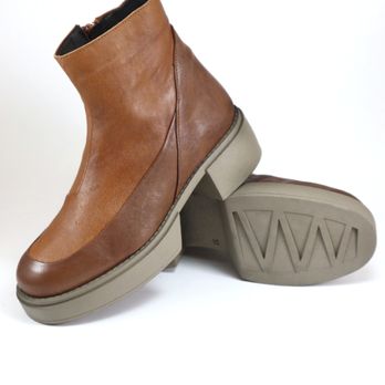 Ray Musgo - Botín cuero para plantillas moderno Ray Musgo. Suela gruesa con tacón ligera y amortiguadora. Combinación de dos tonos de cuero - Shoe Stores Near Me - Zaragoza, Z Ray Musgo - Botín cuero para plantillas moderno Ray Musgo. Suela gruesa con tacón ligera y amortiguadora. Combinación de dos tonos de cuero - Shoe Stores Near Me - Zaragoza, Z