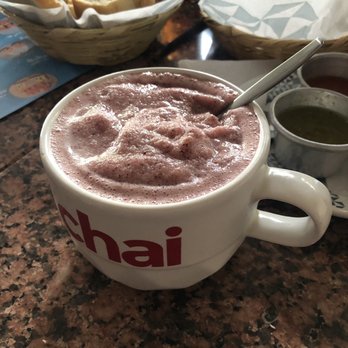 Chai - Cherry Banana smoothie - Coffee & Tea Near Me - Guadalajara, JAL