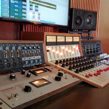 Minnehaha Recording Company - Recording & Rehearsal Studios Near Me - Minneapolis, Minnesota Minnehaha Recording Company - Recording & Rehearsal Studios Near Me - Minneapolis, Minnesota