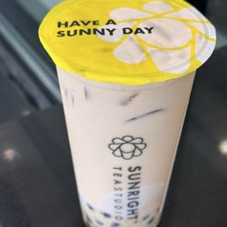 Sunright Tea Studio - Hokkaido milk tea
