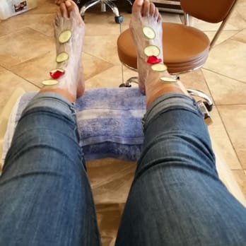 Nail Lounge - In the middle of my cucumber pedicure - Nail Salons Near Me - Irving, Texas Nail Lounge - In the middle of my cucumber pedicure - Nail Salons Near Me - Irving, Texas