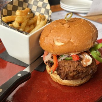 de Fuego - Chicken Sandwich - Latin American Near Me - Clackamas, Oregon de Fuego - Chicken Sandwich - Latin American Near Me - Clackamas, Oregon