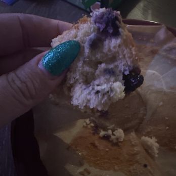 Costco Wholesale - Crumbly new muffin, not moist or as good as the original - Wholesale Stores Near Me - San Marcos, California