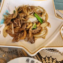 Wing Sing Inn - Duck which onion and ginger