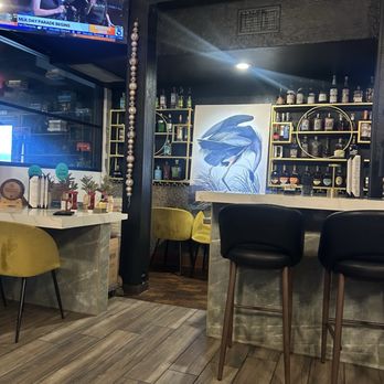Story - Bar area - Breakfast & Brunch Near Me - Whittier, California Story - Bar area - Breakfast & Brunch Near Me - Whittier, California