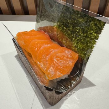 Temaki Bar - Salmon - Sushi Bars Near Me - San Jose, California