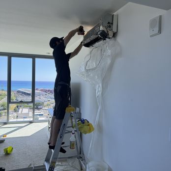 AirEsthetic - Team hard @ work - Heating & Air Conditioning/HVAC Near Me - Honolulu, Hawaii AirEsthetic - Team hard @ work - Heating & Air Conditioning/HVAC Near Me - Honolulu, Hawaii