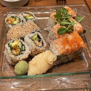 Ki Modern Japanese + Bar - California, Torched Salmon - Japanese Near Me - Toronto, Ontario Ki Modern Japanese + Bar - California, Torched Salmon - Japanese Near Me - Toronto, Ontario
