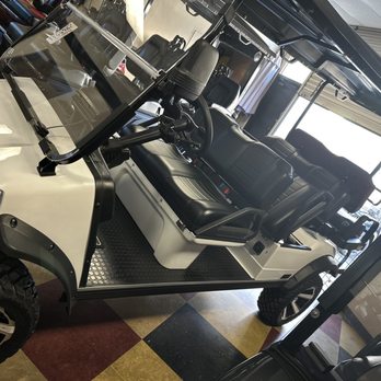 19th Hole Golf Carts - Golf Cart Rentals Near Me - Temecula, California