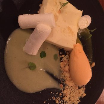 Karel 5 - White chocolate cake - Bistros Near Me - Utrecht, Utah Karel 5 - White chocolate cake - Bistros Near Me - Utrecht, Utah