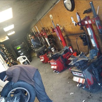Super Tire Shop - It was cool watching the auto techs and learning about the process by observation, they are proud to show off those skills! - Tires Near Me - Sacramento, California