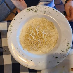 Francescos - Fettuccine Alfredo