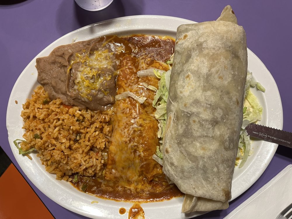 Casa Rivera's Taco Express Logo