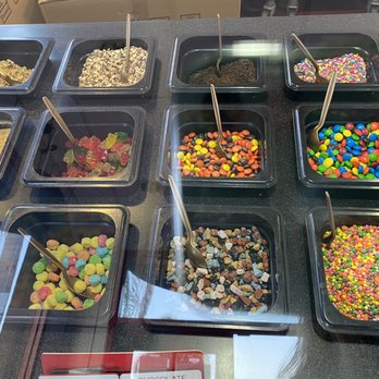Golden Spoon - And even more toppings - Ice Cream & Frozen Yogurt Near Me - San Diego, California Golden Spoon - And even more toppings - Ice Cream & Frozen Yogurt Near Me - San Diego, California