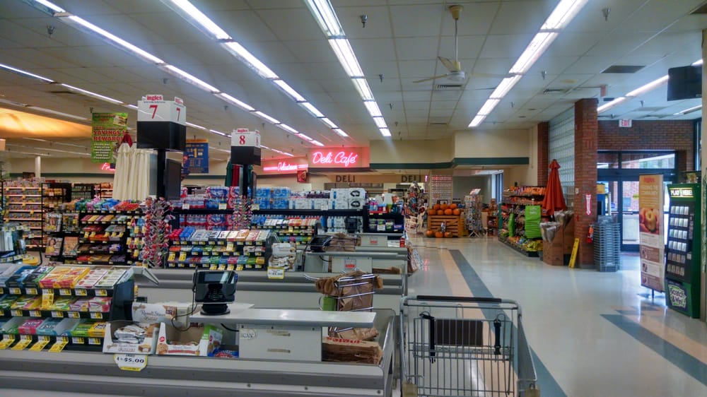 INGLES MARKET 307 Updated October 2024 215 Cedar Ln, Knoxville, Tennessee Flowers