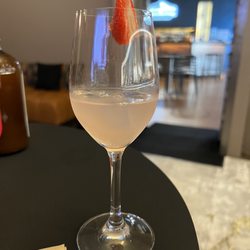 Hood River Distillers Tasting Room - Strawberry Mountain, a vodka cocktail