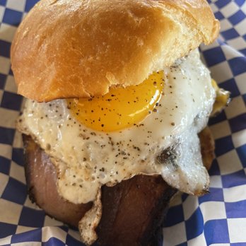 The Toasted Coconut - Cheeseburger with bacon and egg soo good - New American Near Me - Houston, Texas The Toasted Coconut - Cheeseburger with bacon and egg soo good - New American Near Me - Houston, Texas