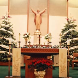 St Pius X Church - The altar at Christmas, 2014.