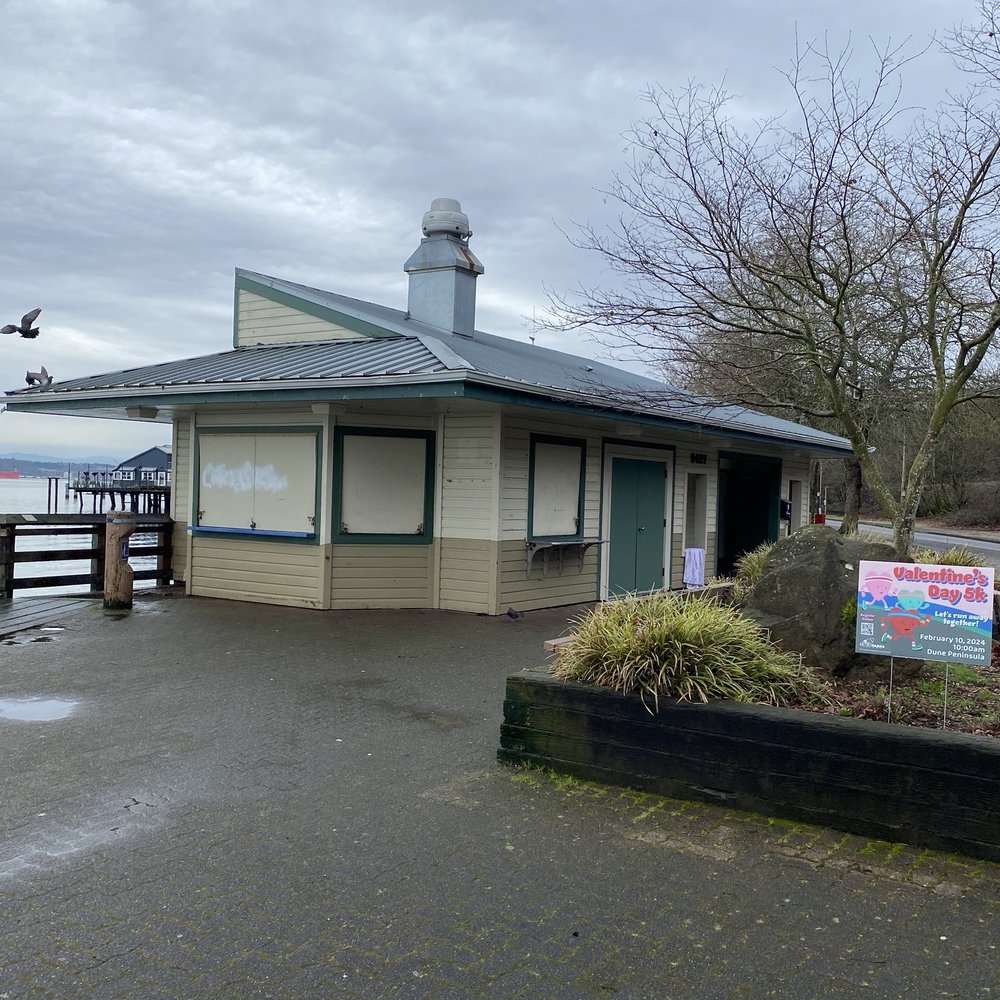 Les Davis - Restrooms - Parks Near Me - Tacoma, Washington Les Davis - Restrooms - Parks Near Me - Tacoma, Washington