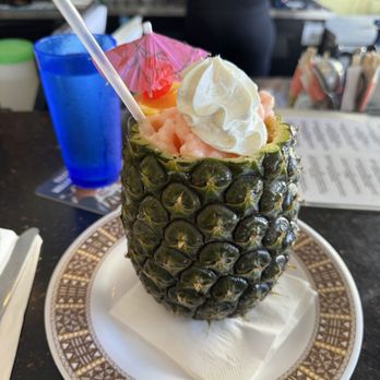 Pineapples Island Fresh Cuisine - Pineapple Pow(17) - New American Near Me - Hilo, Hawaii Pineapples Island Fresh Cuisine - Pineapple Pow(17) - New American Near Me - Hilo, Hawaii