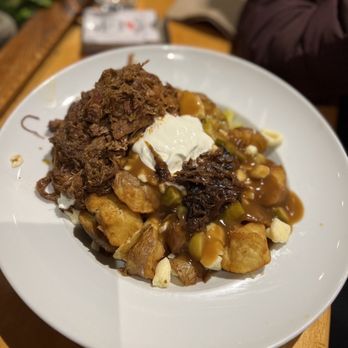 Hunter Gather - Poutine fries with pulled pork - Barbeque Near Me - Whistler, British Columbia Hunter Gather - Poutine fries with pulled pork - Barbeque Near Me - Whistler, British Columbia