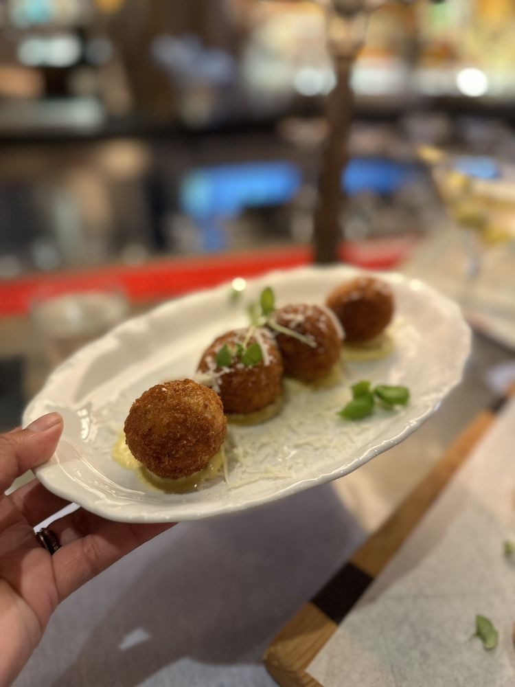 Elisabetta's Ristorante Bar Pizzeria