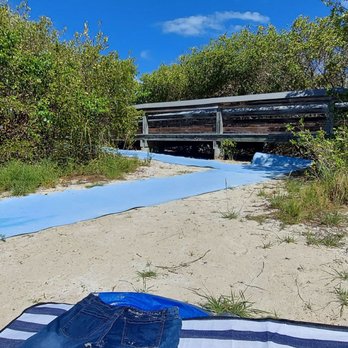 Anne’s Beach - Walking mat for handicapped on south entrance - Beaches Near Me Anne’s Beach - Walking mat for handicapped on south entrance - Beaches Near Me