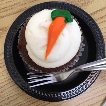 Carrot Tree Kitchens - Carrot cupcake. - American Near Me - Yorktown, Virginia Carrot Tree Kitchens - Carrot cupcake. - American Near Me - Yorktown, Virginia