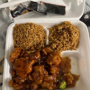 Rice On The Hill - Orange chicken and fried rice - Chinese Near Me - Austin, Texas Rice On The Hill - Orange chicken and fried rice - Chinese Near Me - Austin, Texas