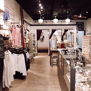 Enzee Boutique - Women's Clothing Near Me - Elmhurst, Illinois