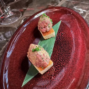 Queen Miami Beach - Beef Tartare on Toast - Yummy! - Japanese Near Me - Miami Beach, Florida Queen Miami Beach - Beef Tartare on Toast - Yummy! - Japanese Near Me - Miami Beach, Florida
