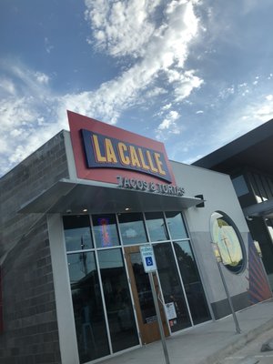 La Calle Tacos by null